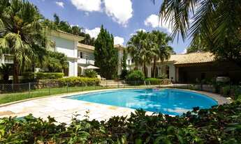 Imagem 4: Casa Casa localizada numa das melhores ruas do bairro à venda, 865 m² por R$ 4.900.000 - J