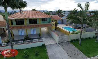 Imagem 3: Sobrado com Piscina sobre 2 Lotes