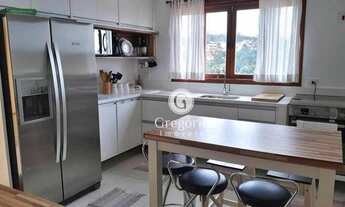 Imagem 4: Sobrado amplo com 03 dormitórios, sendo 01 suíte, repleto de armários, área gourmet e 05 v