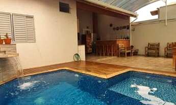 Imagem 2: Casa para venda possui 230 metros quadrados com 4 quartos em Alphaville Industrial - Barue