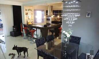 Imagem 4: Casa Mobiliada com 2 Dormitórios á Venda no Centro em Balneário Camboriú/SC