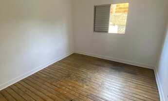 Imagem 5: Casa com quintal, tem 50 metros quadrados com 1 quartos em Parque Ipê - São Paulo