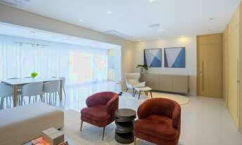 Imagem 3: Apartamento mobiliado de 182M2 em Moema com 3 suites e 4 vagas de garagem