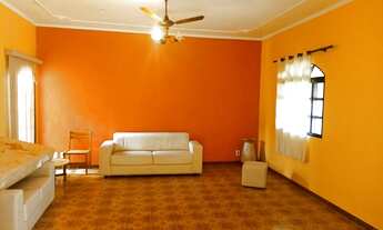 Imagem 6: CASA COM 3 DORMITÓRIOS,CERCA DE 300 METROS DA PRAIA EM BAIRRO NOBRE