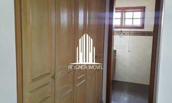 Imagem 6: Casa Assobrada com 3 suítes e 4 vgas de garagem