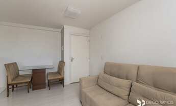 Imagem 3: Apartamento de 43m², com 2 dorm./quartos, 1 vaga, semi mobiliado - Bairro Sarandi - Porto