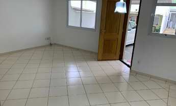 Imagem 3: Lindo sobrado em condomínio fechado, excelente localização, fácil acesso a Rodovia Castelo