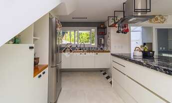 Imagem 6: PORTO ALEGRE - Casa Padrão - Hípica