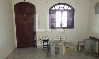 Imagem 4: Casa com edícula, 4 quartos em rua asfaltada, próximo ao centro comercial *JS-02