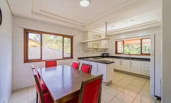 Imagem 5: Belíssima casa a venda no Parque 10 com Piscina (ESTUDA PROPOSTA