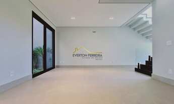 Imagem 5: Sobrado com 4 Suítes, sendo 1 no Piso Térreo, e Suíte Master com Closet e Banheira, Piscin