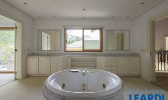 Imagem 5: CASA EM CONDOMÍNIO - REAL PARQUE - SP