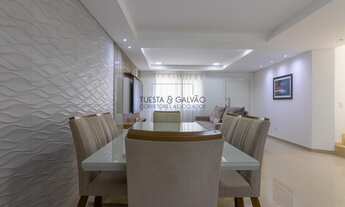 Imagem 7: Sobrado em condomínio fechado, com 3 quartos sendo 1 suíte, amplo terraço, 2 vagas de gara