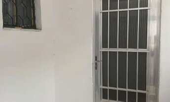 Imagem 5: Realengo, M. Bastos. Casa, quarto, sala, coz banh, toda em piso. R$ 520