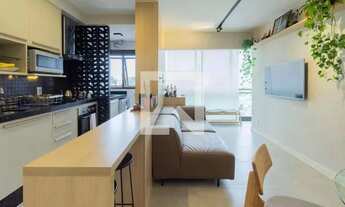 Imagem 2: Apartamento com 2 quartos (1 suíte) à venda em Sumaré, São Paulo, com 1 vaga