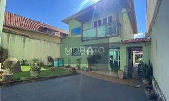 Imagem: Casa à venda, 4 quartos, 1 suíte, 4 vagas