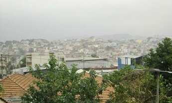 Imagem: Sobrado de 400m² com 4 quartos em Limão