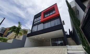 Imagem 1: Casa de Condomínio com 3 Suítes para Alugar em Residencial Real Park Arujá, 380 m²