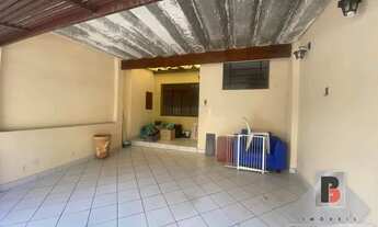 Imagem 4: Casa a venda com 2 dormitórios, 2 vagas de garagem e Quintal