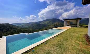 Imagem: Casa de condomínio térrea para venda possui