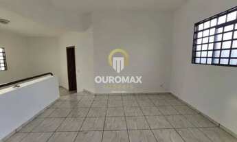 Imagem 4: Casa com 3 dormitórios para alugar, por R$ 1.500/mês - Jardim América - Ourinhos/SP