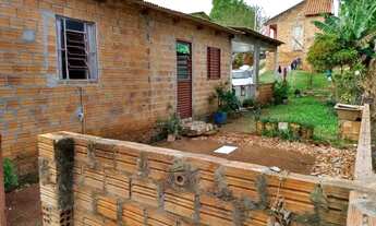 Imagem 6: Terreno grande com duas casas