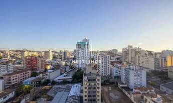 Imagem 5: Loft mobiliado em frente a redenção