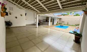 Imagem: Casa à venda no Santa Mônica com Piscina