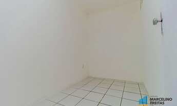 Imagem 5: Apartamento com 2 dormitórios para alugar, 50 m² por R$ 609,00/mês - Parangaba - Fortaleza