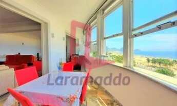 Imagem 3: Apartamento para venda possui 236 metros quadrados com 4 quartos em Copacabana - Rio de Ja