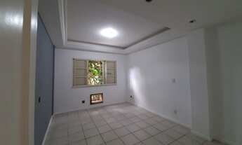 Imagem 6: Casa duplex 4 quartos sendo 1 suíte,terreno com piscina e hidro,3vagas no Cosme Velho. Doc