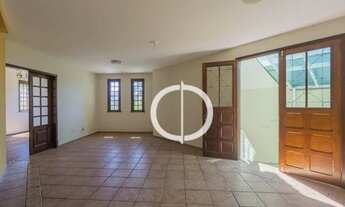 Imagem 7: CASA EM ÁREA NOBRE DO MOSSUNGUÊ