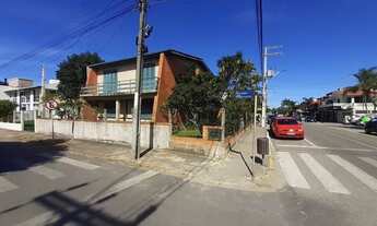 Imagem: Casa à venda no bairro Centro - Garopaba/SC