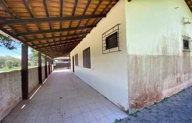 Imagem 3: Casa para aluguel com 180 metros quadrados com 2 quartos em Barra do Sai - Itapoá - SC