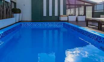 Imagem 2: W- Cobertura de 3 dormitórios duplex, mobiliada no Centro de Florianópolis com Piscina