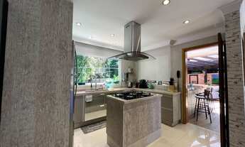 Imagem 2: Casa em condomínio no Umbará