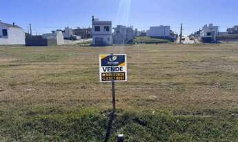 Imagem 3: Terreno amplo à venda no Quinta do Lago, com 557,89m² (12,01m x 46,75m), em condomínio com