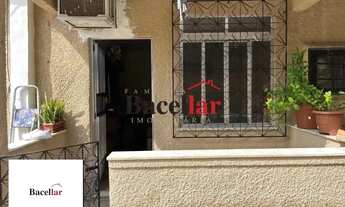 Imagem: Casa de rua Duplex / Residencial / Olaria