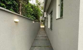 Imagem 5: Casa Térrea no Quinta das Marinas 03 Suítes sendo uma Master