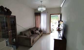 Imagem 2: Ótimo sobrado geminado com 2 quartos à venda no bairro Santa Catarina em Joinville-SC por