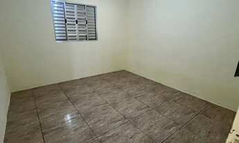 Imagem 3: Alugo casa térrea com 2 quartos, sala, cozinha, 1 banheiro, lavanderia e 2 vagas de garage