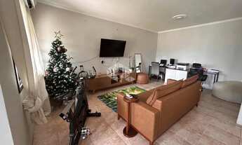 Imagem 2: Casa à venda, 3 dormitórios, 1 suíte, 200m², 3 vagas, bairro Parque Amador, Esteio - RS