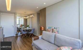 Imagem 3: Apartamento 02 dormit com suíte e 01 vaga, no bairro Azenha, em Porto Alegre