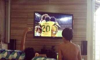 Imagem 2: Vendo ótima casa em condomínio // ao lado do golden shopping