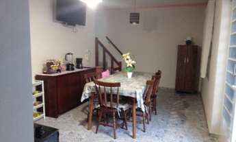 Imagem 2: Casa térrea com 4 quartos/2 bannheiros/ Garagem na Independência!!!