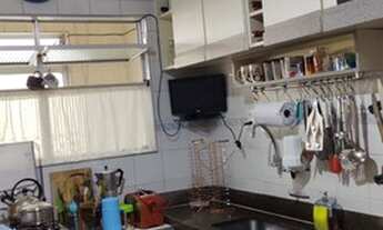 Imagem 6: Excelente apartamento com dependência completa