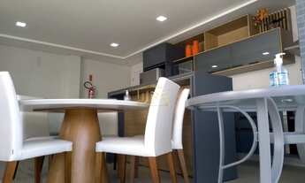 Imagem 4: Uma quadra do mar. Apartamento duplex com 2 dormitórios sendo uma suite