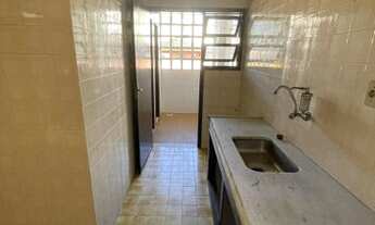 Imagem 6: Apartamento Centro c/ 2qts, 2 banheiros, 1vg, amrs, varand, dep empgd