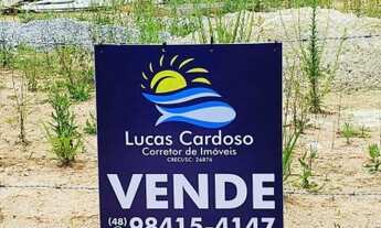 Imagem: Terreno no Ribeirão da ilha, murado, aterrado!