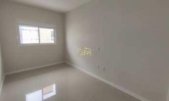 Imagem 3: Poucos metros do mar na região nobre. Apartamento com 2 dormitórios sendo uma suite